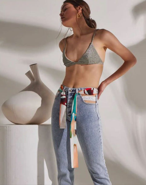 Outburst Jeans