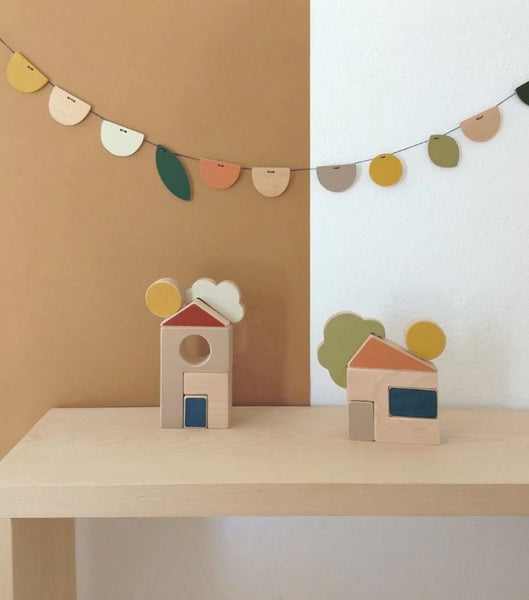 House and sun puzzle toy
