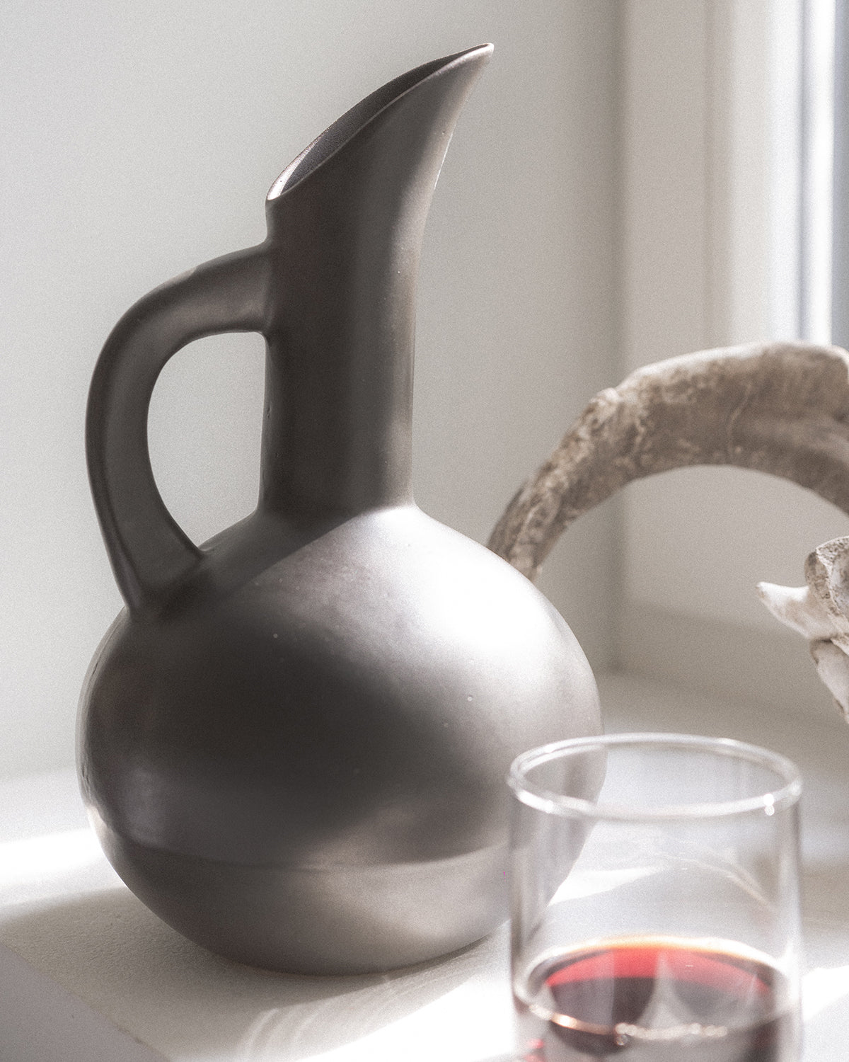 Akratos| Ceramic Wine Pitcher