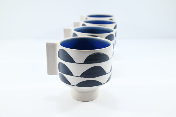 Arches Shadows Motif Mug