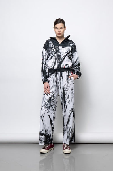 Harriet Top | Never on Sunday