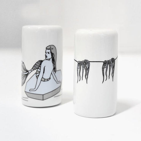 Porcelain Salt & Pepper Set