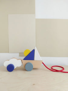 Boat & cloud pull toy