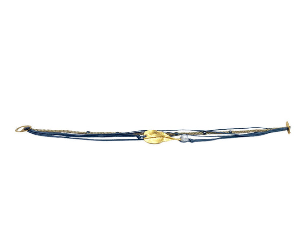 Leaf with Perla Wax cord bracelet
